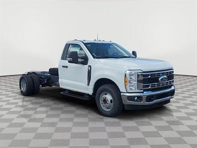 2025 Ford F-350 Regular Cab DRW 4x2 Cab Chassis for sale #D80188 - photo 1