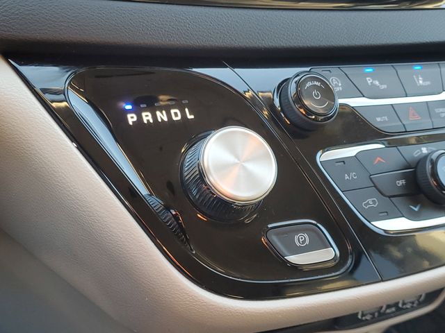 Used 2024 Chrysler Pacifica - photo 34