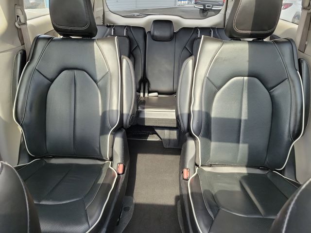 Used 2023 Chrysler Pacifica - photo 18