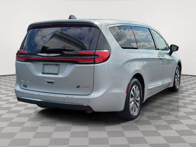 Used 2023 Chrysler Pacifica - photo 7