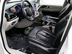 Used 2017 Chrysler Pacifica Touring L Minivan for sale #B241381FE - photo 10