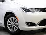 Used 2017 Chrysler Pacifica Touring L Minivan for sale #B241381FE - photo 4