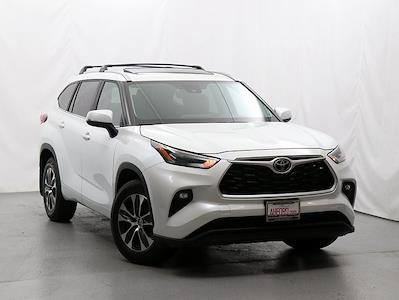 2023 Toyota Highlander AWD SUV for sale #F241483A - photo 1