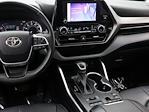 2023 Toyota Highlander AWD SUV for sale #F241483A - photo 16