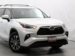 2023 Toyota Highlander AWD SUV for sale #F241483A - photo 3