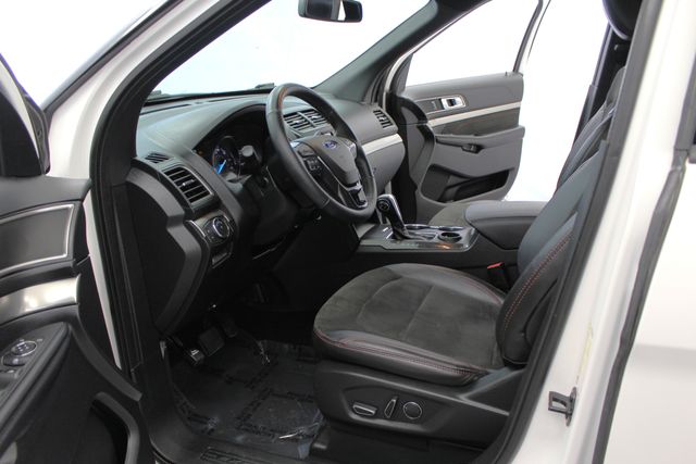 Used 2018 Ford Explorer - photo 14