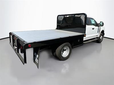 New 2025 Ford F-350 XL Super Cab 4x4 Flatbed Truck for sale #4C67152 - photo 2
