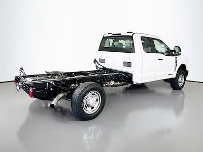 New 2026 Ford F-350 Super Cab Cab Chassis for sale #5D42709 - photo 2