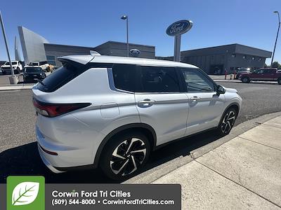 2022 Mitsubishi Outlander 4WD SUV for sale #6021684 - photo 2