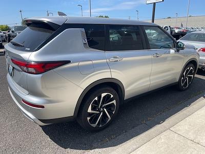 2022 Mitsubishi Outlander 4WD SUV for sale #6028109 - photo 2
