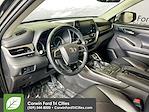 Used 2021 Toyota Highlander XLE for sale #6078110 - photo 5