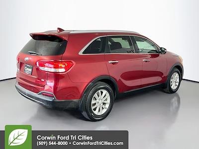 Used 2016 Kia Sorento - photo 1