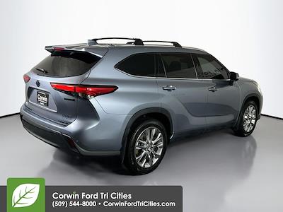 Used 2023 Toyota Highlander Limited for sale #6110535 - photo 2
