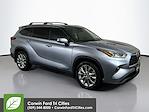 Used 2023 Toyota Highlander Limited for sale #6110535 - photo 1