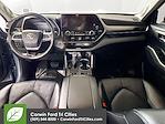 Used 2023 Toyota Highlander Limited for sale #6110535 - photo 8