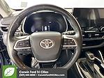 Used 2023 Toyota Highlander Limited for sale #6110535 - photo 9