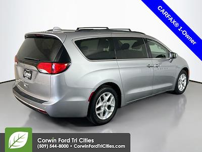 Used 2018 Chrysler Pacifica - photo 1
