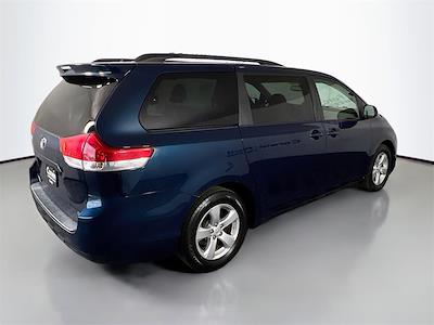2011 Toyota Sienna 4x2 Minivan for sale #6143058 - photo 2