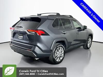 Used 2021 Toyota RAV4 - photo 1