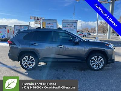 Used 2021 Toyota RAV4 - photo 1