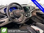 Used 2024 Chrysler Pacifica Touring L Minivan for sale #6186796 - photo 4
