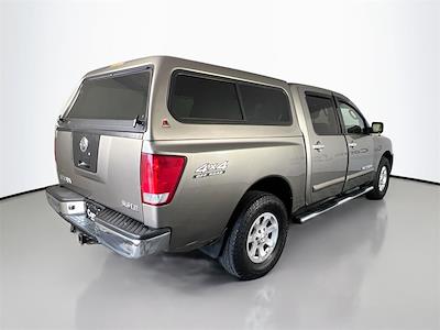 Used 2007 Nissan Titan LE Crew Cab 4x4 Pickup for sale #6219028 - photo 2