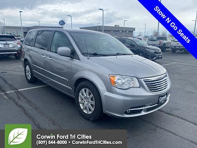 Used 2016 Chrysler Town and Country - photo 1
