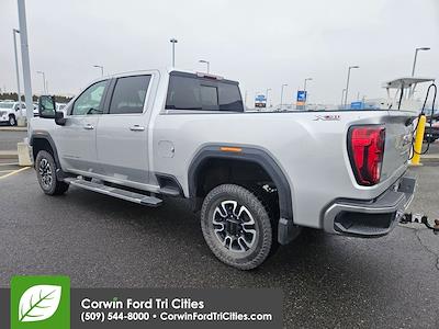Used 2020 GMC Sierra 2500 SLE Crew Cab for sale #6313577 - photo 2
