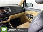Used 2017 Kia Sedona LX Minivan for sale #6327331 - photo 28