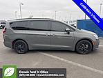 Used 2021 Chrysler Pacifica Touring L Minivan for sale #6529488 - photo 5