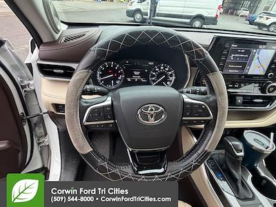 Used 2021 Toyota Highlander Limited for sale #6535875 - photo 2
