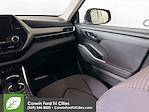 Used 2024 Toyota Highlander LE for sale #6546018 - photo 25