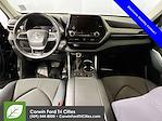 Used 2024 Toyota Highlander LE for sale #6546018 - photo 9