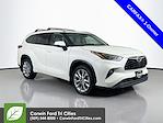 Used 2021 Toyota Highlander Limited for sale #6549485 - photo 1