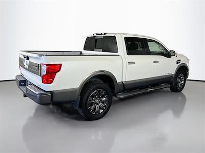 2017 Nissan Titan Crew Cab 4x4 Pickup for sale #6566909 - photo 2