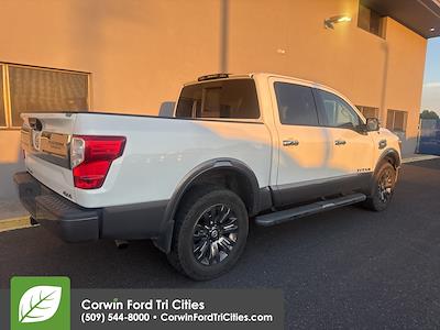 2017 Nissan Titan Crew Cab 4x4 Pickup for sale #6566909 - photo 2