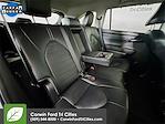 Used 2022 Toyota Highlander XLE AWD SUV for sale #6594780 - photo 17
