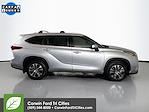 Used 2022 Toyota Highlander XLE AWD SUV for sale #6594780 - photo 19