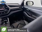 Used 2022 Toyota Highlander XLE AWD SUV for sale #6594780 - photo 29