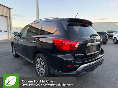 Used 2018 Nissan Pathfinder SV for sale #6653961 - photo 2