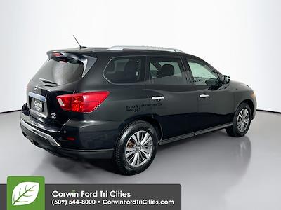 Used 2018 Nissan Pathfinder SV for sale #6653961 - photo 2