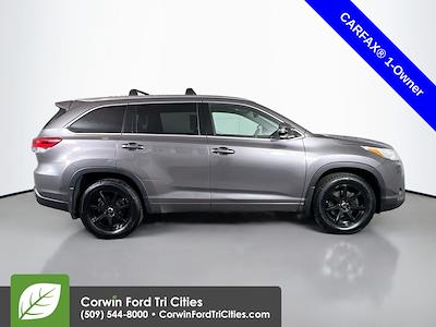 Used 2018 Toyota Highlander XLE for sale #6853692 - photo 2