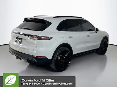 Used 2021 Porsche Cayenne - photo 1