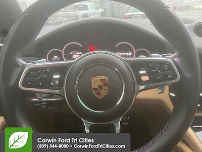 Used 2021 Porsche Cayenne - photo 1