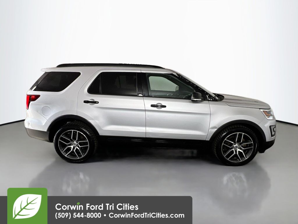 Used 2017 Ford Explorer - photo 13