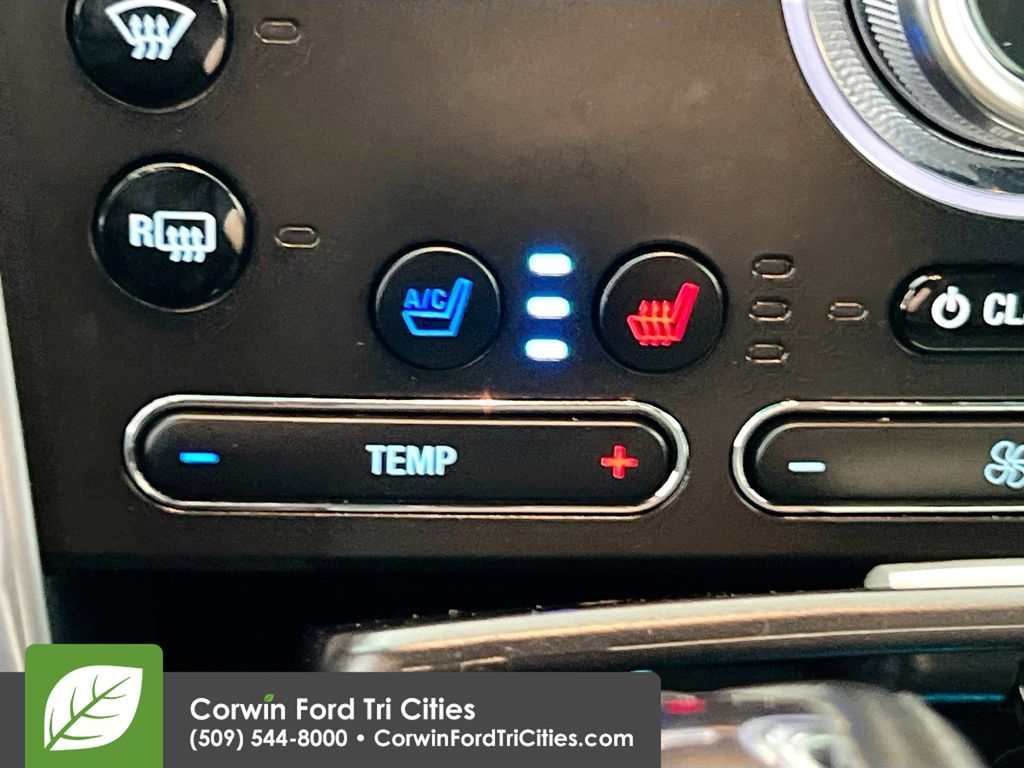 Used 2017 Ford Explorer - photo 19