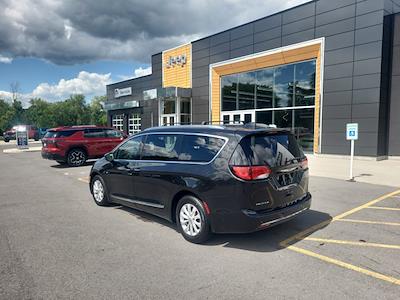 Used 2018 Chrysler Pacifica Touring L Minivan for sale #250238A - photo 2