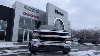 Used 2018 Chevrolet Silverado 1500 - photo 1