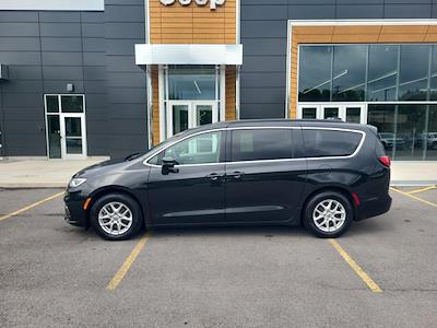 2022 Chrysler Pacifica FWD Minivan for sale #P6434A - photo 2