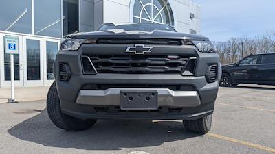 Used 2023 Chevrolet Colorado - photo 1
